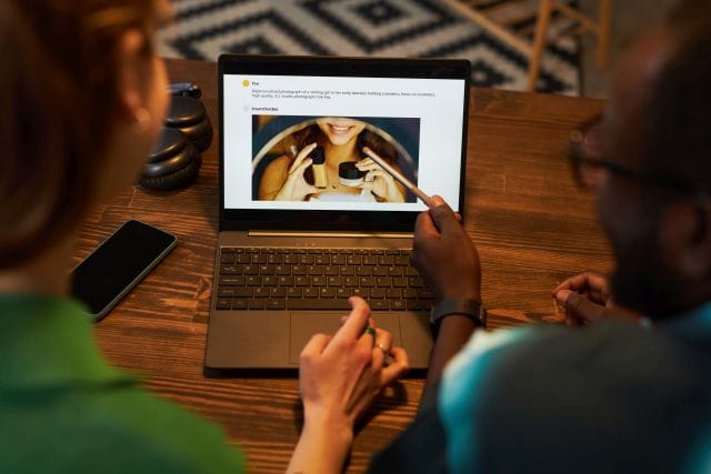 Remote IT support session for Edge to Chrome bookmark migration